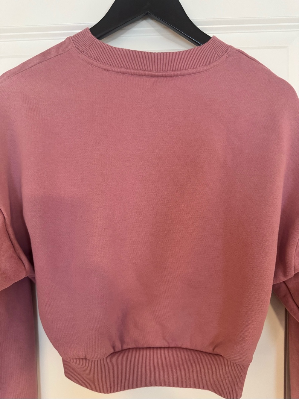 ALO Yoga Rose Pink Cropped Sweatshirt - Picture 7 of 9